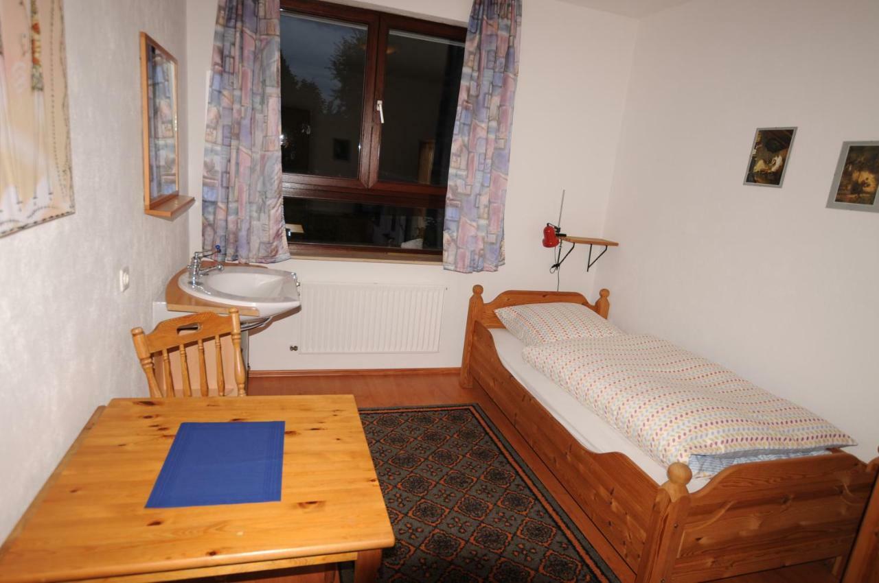 Messezimmer Laatzen Hanovra Exterior foto