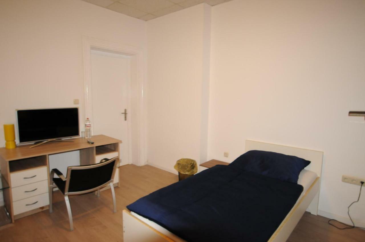 Messezimmer Laatzen Hanovra Exterior foto
